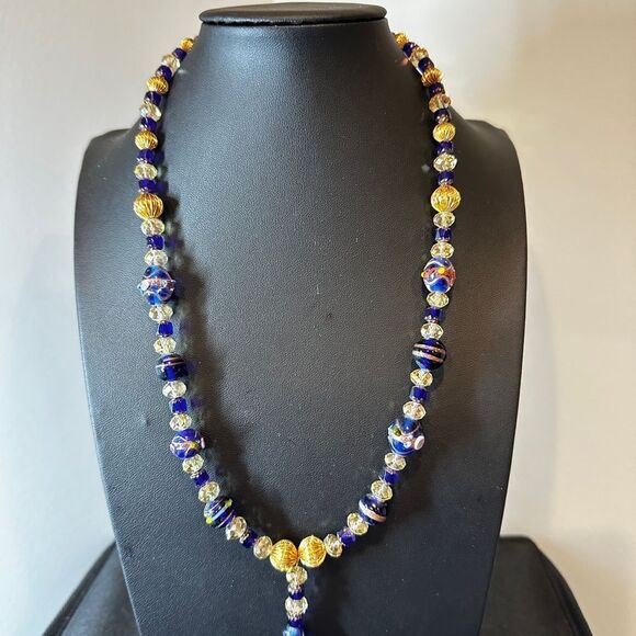21" of all Glass, faceted crystal and gold accent beads necklace! - Picture 10 of 14